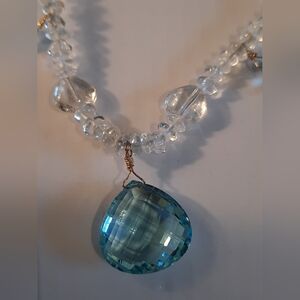 Blue And Clear Cristal Neclase